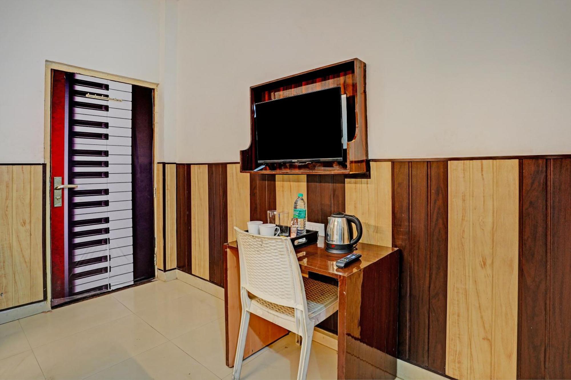 Hotel O Greno House Near Pvr Ansal Plaza Greater Noida Eksteriør bilde